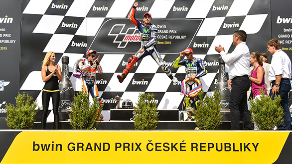 MotoGP 2015: Lorenzo takes first place followed by Marquez and Rossi MotoGP 2015: Lorenzo takes first place followed by Marquez and Rossi