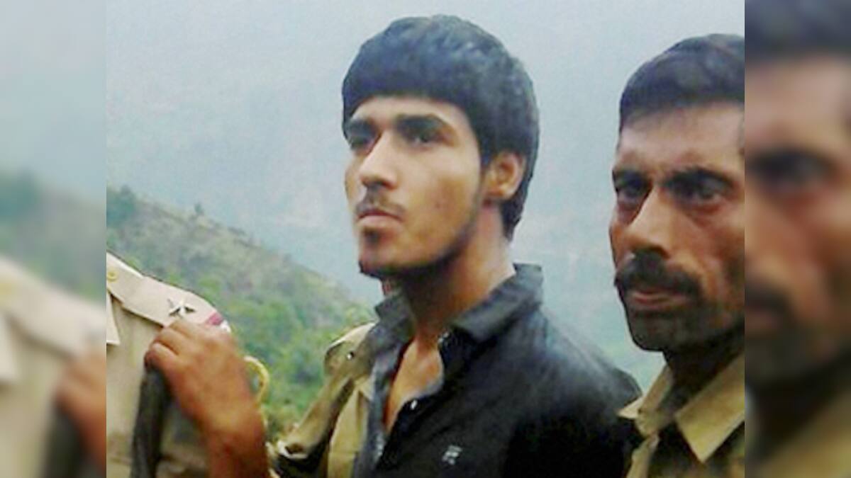 'Unfortunate father' knew about arms training, Naved reveals to ...