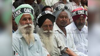 OROP row: Ex-serviceman on fast-unto-death shifted to Army hospital as protests continue