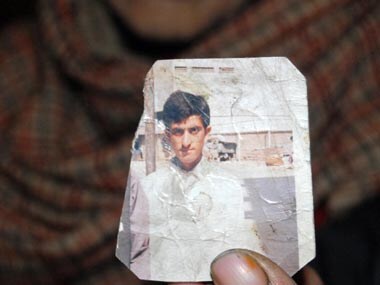 Pakistan hangs 'teen' convict Shafqat Hussain despite objections from UN