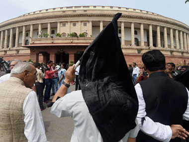 Parliament logjam: Mamata's love for GST, Mulayam's fluid politics put Congress on back foot Parliament logjam: Mamata's love for GST, Mulayam's fluid politics put Congress on back foot