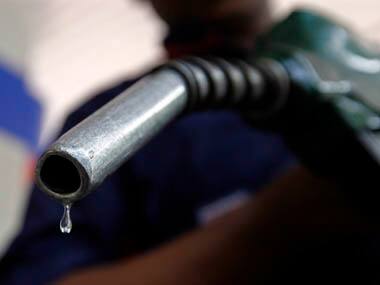 Oil shares stay afloat as Nymex, Brent crude prices slide further