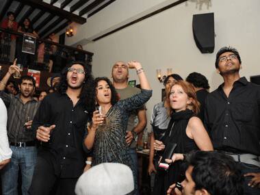 Eradicating the gender bias: Is it time for Mumbai to get 'women only' bars?