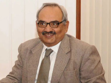 Comptroller and Auditor General Rajiv Mehrishi questions RBI's accountability over NPA crisis in banks Comptroller and Auditor General Rajiv Mehrishi questions RBI's accountability over NPA crisis in banks