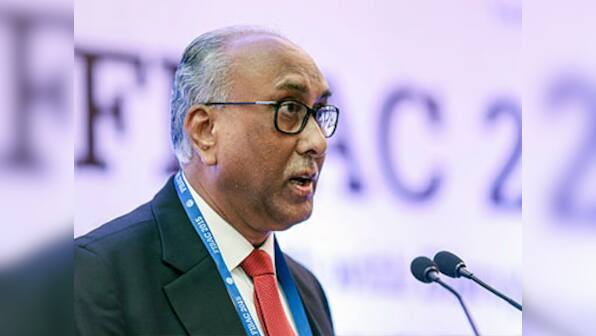 RBI's Mundra calls for regulating electronic funding platforms