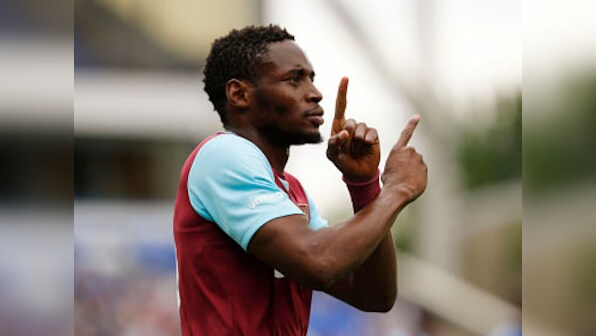 West Ham striker Diafra Sakho arrested for alleged death threats 