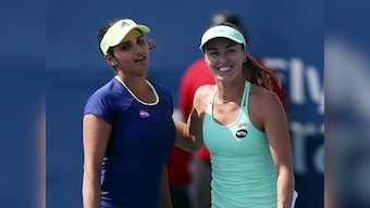 Leander and Sania's styles of play are different but I can adjust to any partner: Martina Hingis