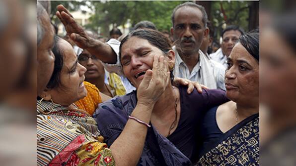 Patel agitation: Will fight till the end for justice, says mother at funeral of Shwetang Patel