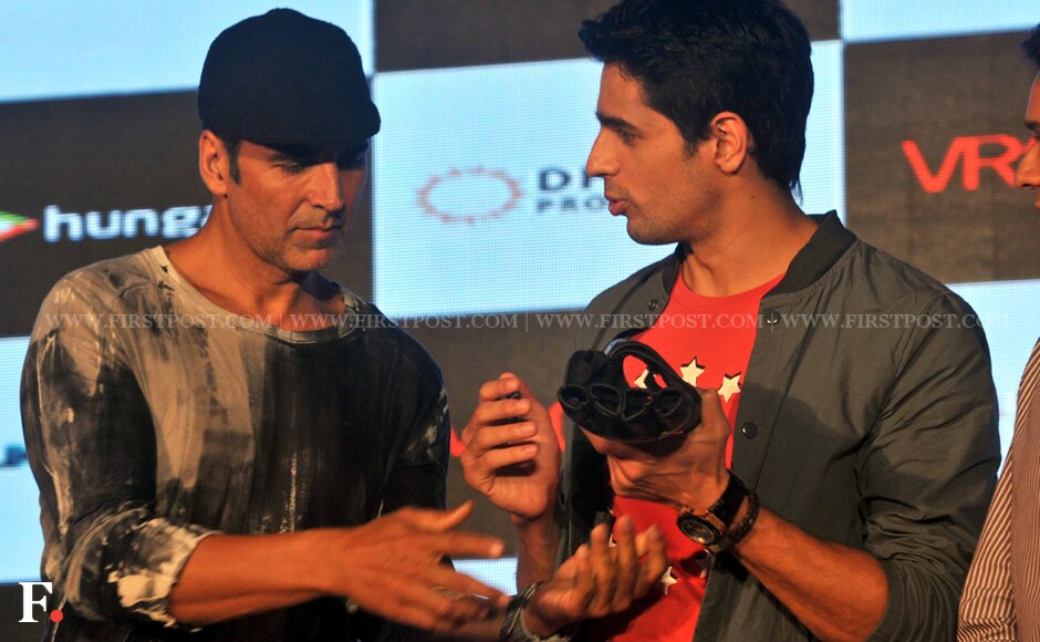 Siddharth-Malhotra-&-Akshay-Kumar2