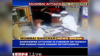 Customer saves physically-challenged shopkeeper from sword-wielding extortionist