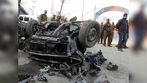 Grenade blast near mosque at Shopian in J&K leaves 11 injured