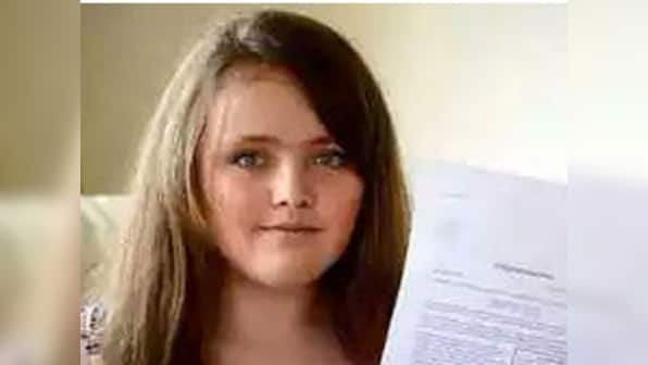 Brainier than Hawking? Meet Nicole Barr, the 12-yr-old to score a perfect 162 on the Mensa IQ test 