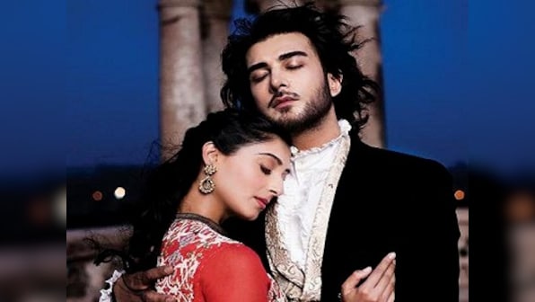 Jaanisaar review: Beautiful poetry, gorgeous costumes but a mockery of 1857