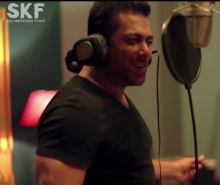 Watch: Salman Khan sings ‘Main Hoon Hero Tera’ for Sooraj Pancholi, Athiya Shetty's ‘Hero’ 