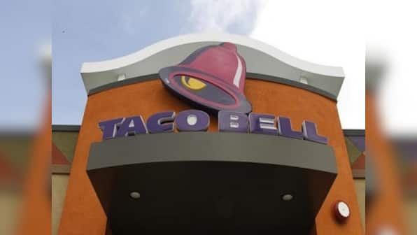 TikTok star Elyse Myers describes worst date ever, says she was tricked into buying 100 tacos