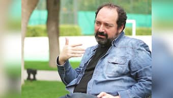 What a boss! CEO gives more than £1,50,000  to each employee after selling his company