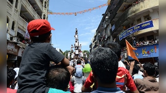 Govinda aala re: Dahi Handi celebrated across Mumbai marking birth of Lord Krishna