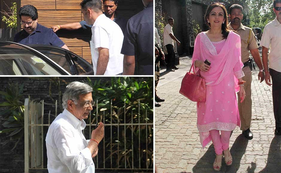 Sachin Tendulkar, Nita Ambani, Kumar Mangalam Birla meet at Aamir Khan