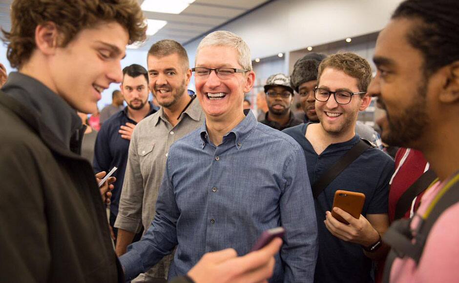 Morning in Georgetown! Enjoy your new iPhones! Source: Tim Cook's Twitter account 