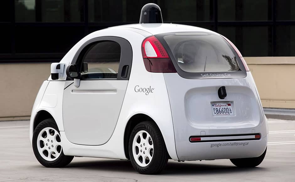 Jouralists take a test drive in a prototype of Google's own self-driving vehicle during a media preview of Google's current autonomous vehicles in Mountain View, California September 29, 2015. REUTERS