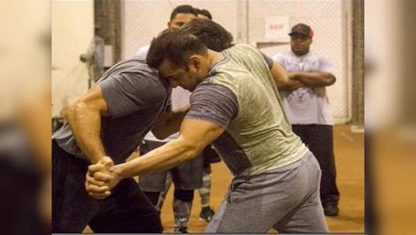 Salman Khan trains for four hours a day to play wrestler in Yash Raj's 'Sultan'