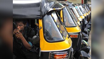Maha CM downplays Marathi clause for autos, says 70% licenses issued to non-Marathi speakers
