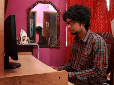 Chief of al-Qaeda-linked Bangladesh militant group arrested over bloggers' killings Chief of al-Qaeda-linked Bangladesh militant group arrested over bloggers' killings