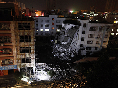Seven killed as 15 letter bombs explode in southern China, says state media Seven killed as 15 letter bombs explode in southern China, says state media