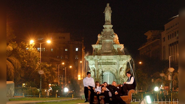 10 things that would happen differently if 'Friends' was set in Mumbai