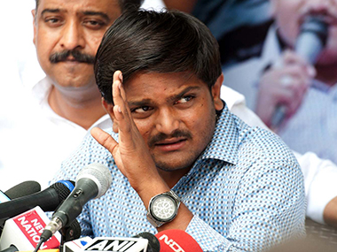Patel quota row: Hardik prevented from meeting BJP MLA in Gujarat Patel quota row: Hardik prevented from meeting BJP MLA in Gujarat