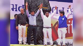 Gujarat police lifts ban on mobile internet services imposed after Patel rally