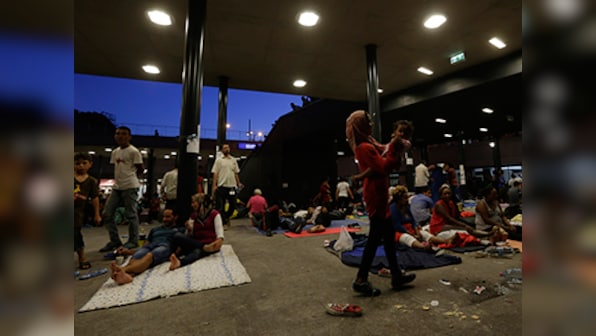 Hungary blocks asylum-seekers from railway station, human rights groups call action 'futile' and 'reckless'