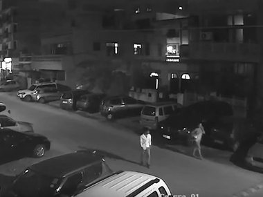 Watch: In Delhi group of boys rescues foreigner after man attempts to molest her Watch: In Delhi group of boys rescues foreigner after man attempts to molest her