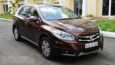 Discounts of up to Rs 1 lakh offered on the Maruti Suzuki S-Cross
