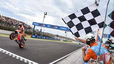 MotoGP 2015: Marquez wins at Misano