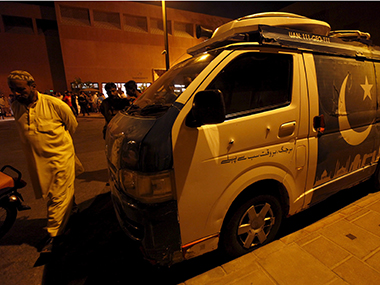 One mediaperson killed in Pakistan after gunmen fire at GEO News van One mediaperson killed in Pakistan after gunmen fire at GEO News van