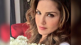 I wish I had a body like Priyanka Chopra: Sunny Leone