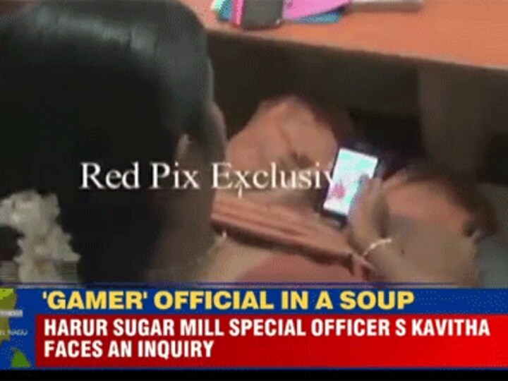 Tamil Nadu official in trouble for playing Candy Crush on her phone during farmers' meet