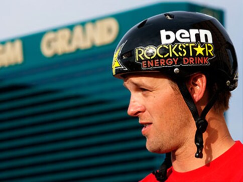 MTV Extreme Sports Star Erik Roner Dies In Skydiving Accident World 