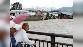 Several thousand people ordered to leaves homes after floods hit Japan