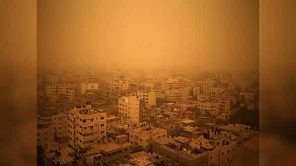 At least eight people dead, hundreds affected as deadly sandstorm engulfs Middle East