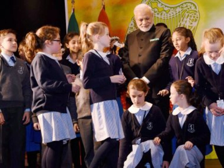 Modi in Ireland: Irish kids recite Sanskrit shloka, PM takes a dig at India secularists