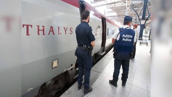 Dutch police evacuate Paris-bound train, arrest man