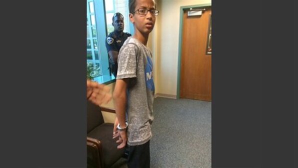 #IStandWithAhmed: From Obama to Zuckerberg, biggest names in science, tech lend support to Muslim schoolboy