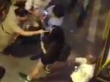 Woman manhandled by cops at Lalbaug Cha Raja pandal, inquiry ordered after video goes viral Woman manhandled by cops at Lalbaug Cha Raja pandal, inquiry ordered after video goes viral