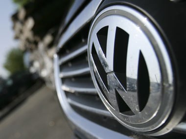 Volkswagen in trouble lane: Emissions-cheating probe, now, reaches South Korea Volkswagen in trouble lane: Emissions-cheating probe, now, reaches South Korea