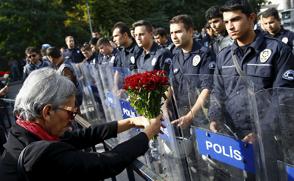 'Erdogan murderer! government resign!' yell protesters as Turkey mourns deadliest attack 'Erdogan murderer! government resign!' yell protesters as Turkey mourns deadliest attack
