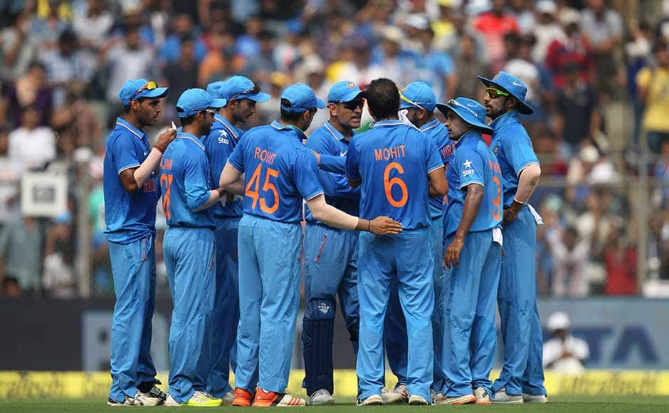 Indian players celebrate the dismissal of South Africa’s Hashim Amla during the final one-day international cricket match of a five-game series in Mumbai, India, Sunday, Oct. 25, 2015. (AP Photo/Rafiq Maqbool)
