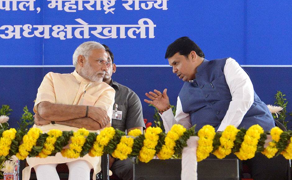 Prime Minister Narendra Modi and Maharashtra Chief Minister Devendra Fadnavis during the foundation laying ceremony for Metro corridor Dahisar to D N Nagar Metro line and Dahisar East to Andheri East Metro line, in Mumbai, India on October 11, 2015. (SOLARIS IMAGES)