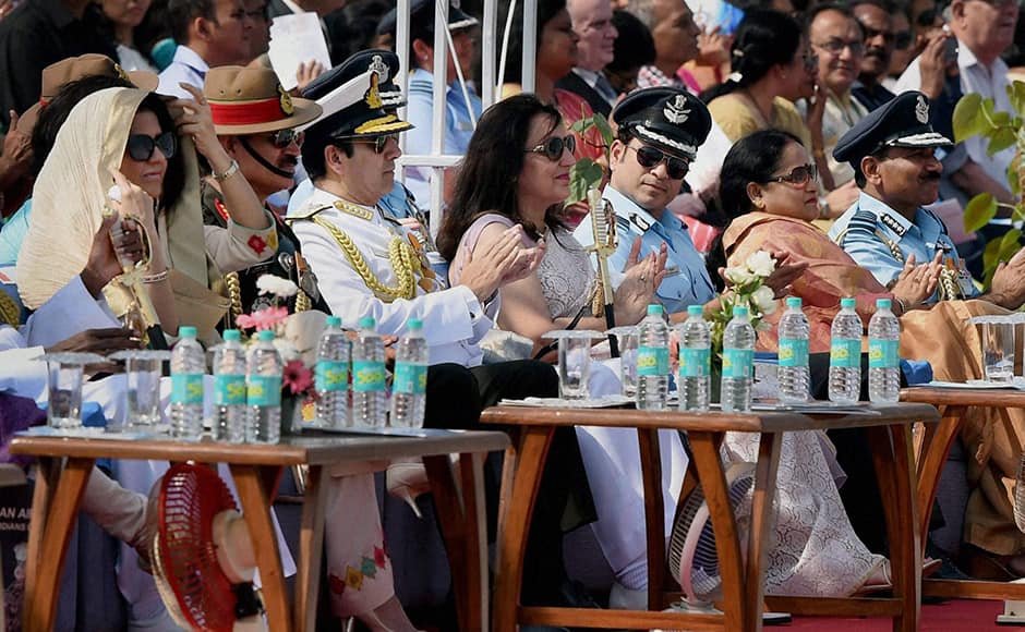 (0)PTI10_8_2015_000130B